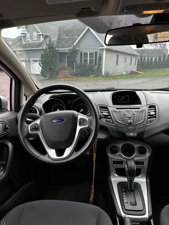 2015 Ford Fiesta - Image 14 of 20
