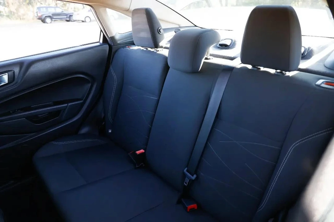 2015 Ford Fiesta - Image 8 of 12
