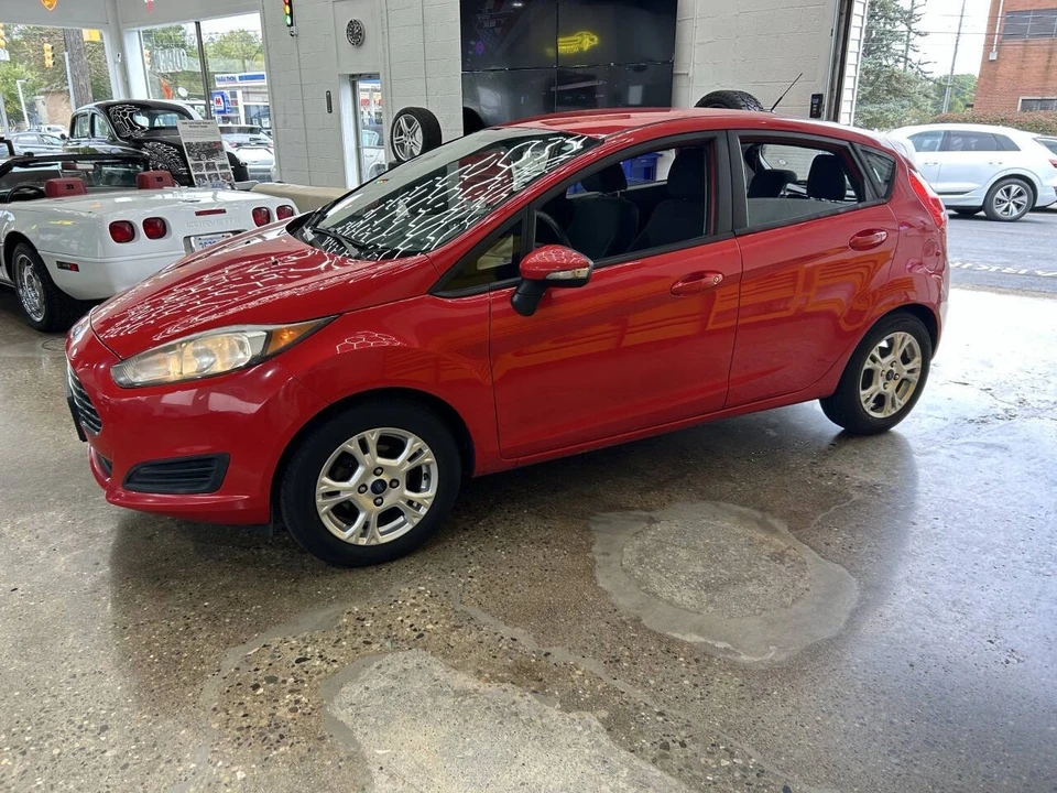 2015 Ford Fiesta - Image 2 of 18