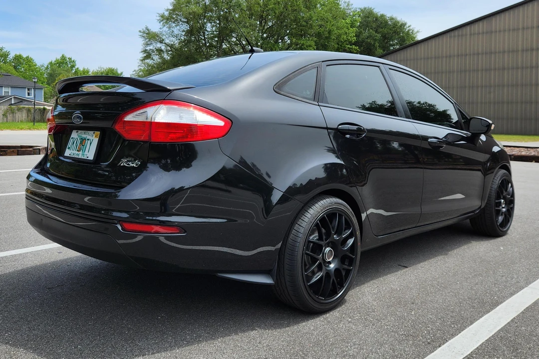 2015 Ford Fiesta - Image 4 of 31