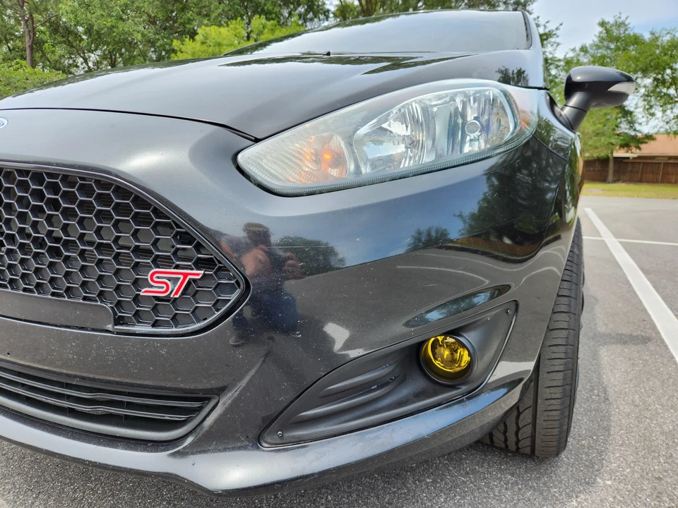 2015 Ford Fiesta - Image 18 of 31
