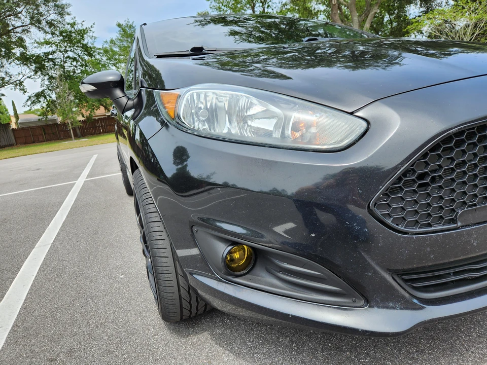 2015 Ford Fiesta - Image 11 of 31