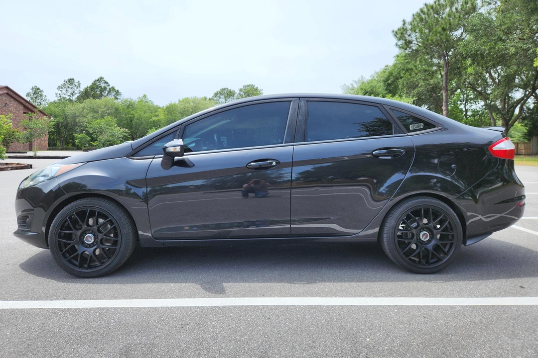 2015 Ford Fiesta - Image 3 of 31
