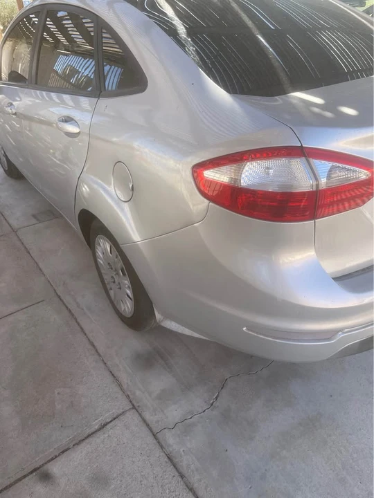 2015 Ford Fiesta - Image 2 of 5