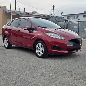 2015 Ford Fiesta SE Sedan 4D