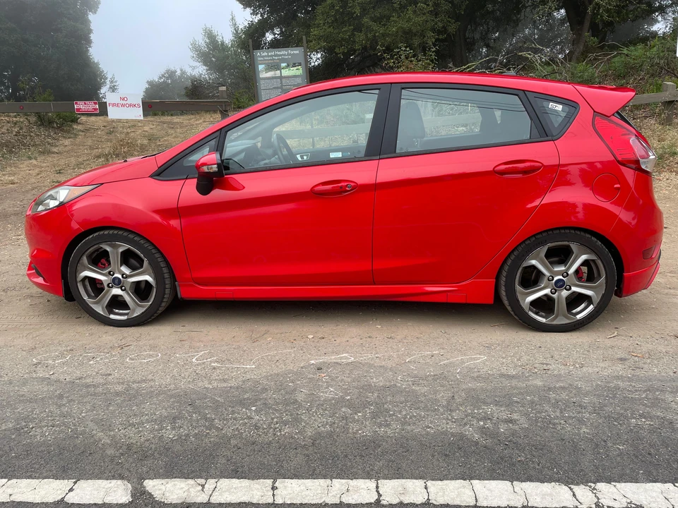 2015 Ford Fiesta - Image 10 of 31