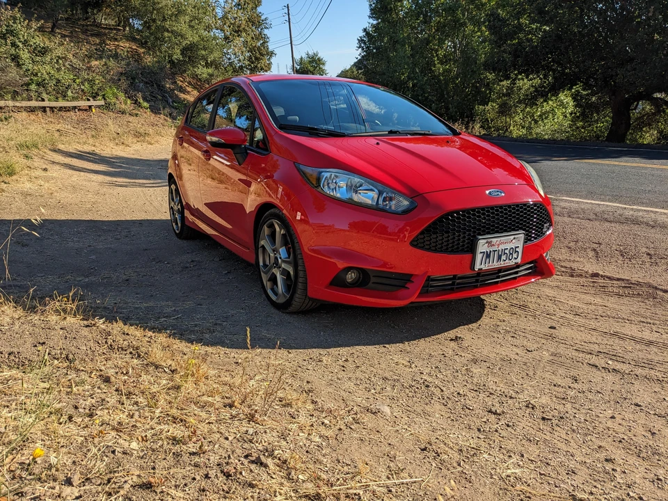 2015 Ford Fiesta - Image 18 of 31