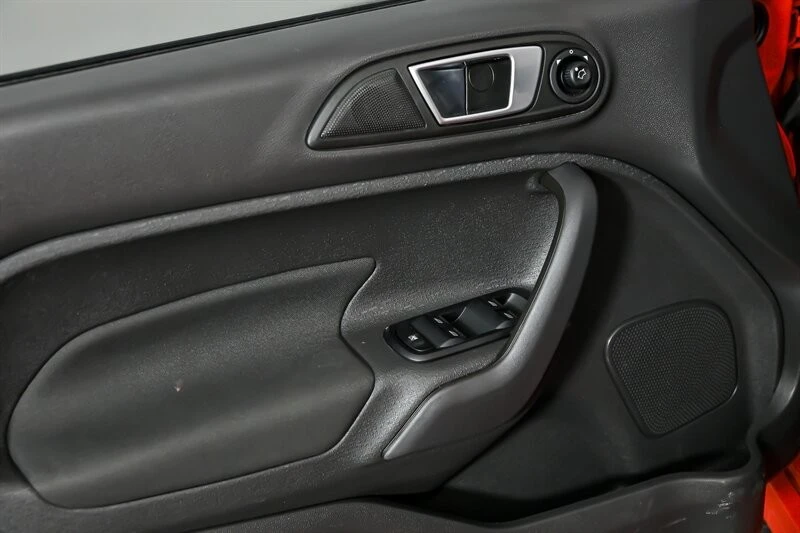 2015 Ford Fiesta - Image 15 of 21