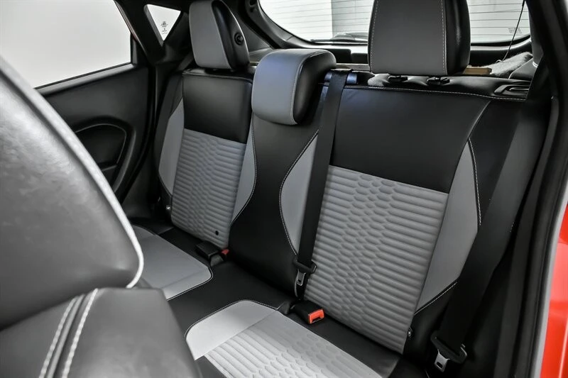 2015 Ford Fiesta - Image 20 of 21