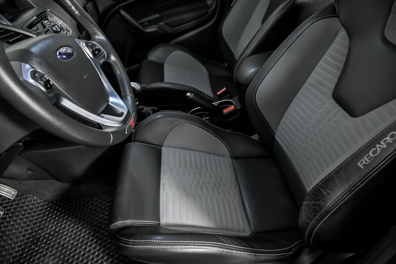 2015 Ford Fiesta - Image 17 of 21