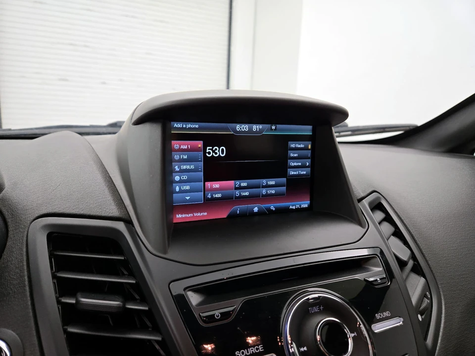 2015 Ford Fiesta - Image 15 of 26