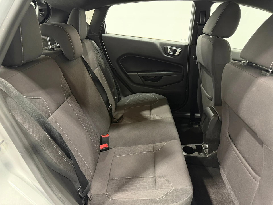 2015 Ford Fiesta - Image 5 of 31