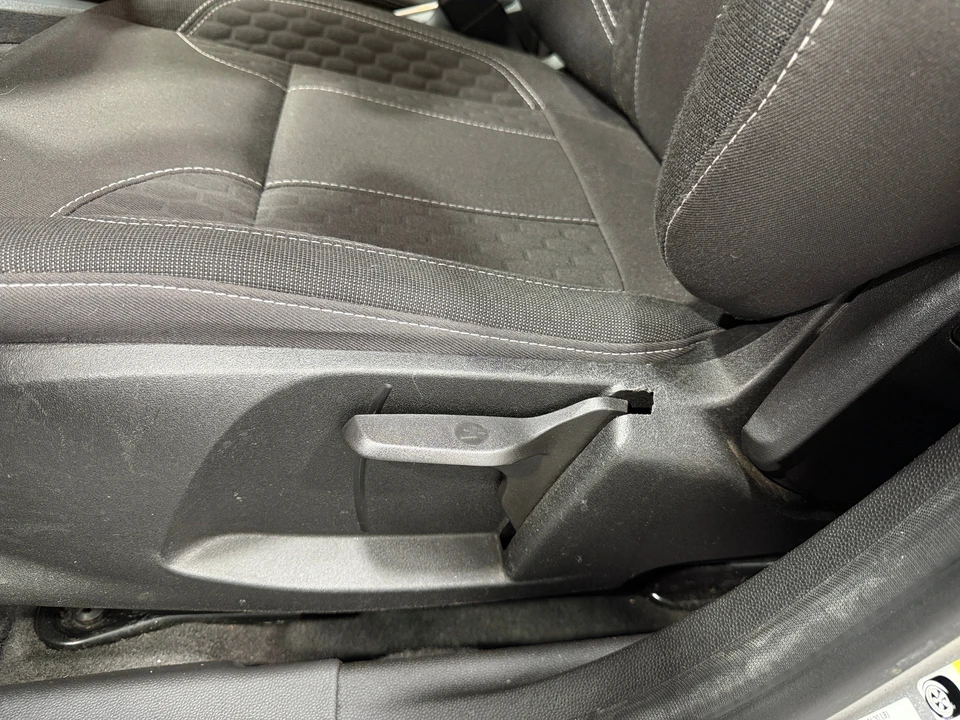 2015 Ford Fiesta - Image 3 of 31