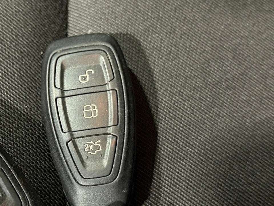 2015 Ford Fiesta - Image 11 of 31