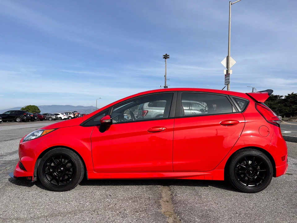 2015 Ford Fiesta - Image 12 of 31