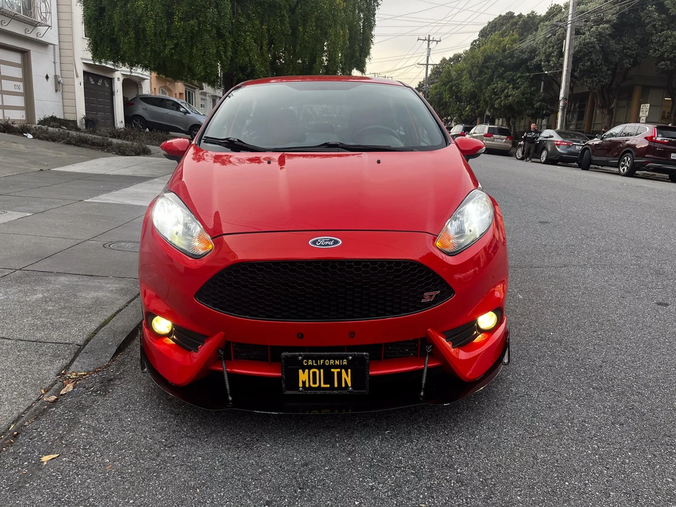 2015 Ford Fiesta - Image 8 of 31
