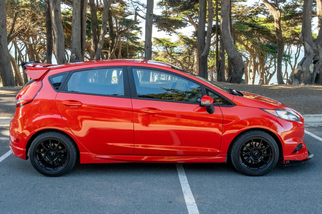 2015 Ford Fiesta - Image 3 of 31