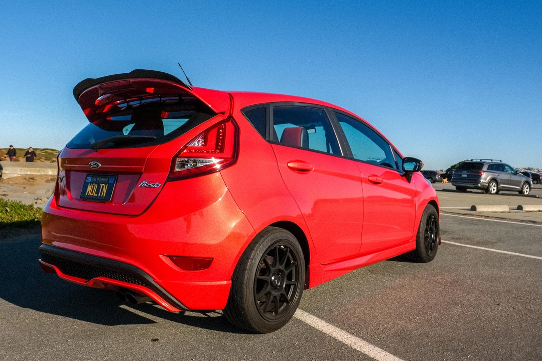2015 Ford Fiesta - Image 19 of 31