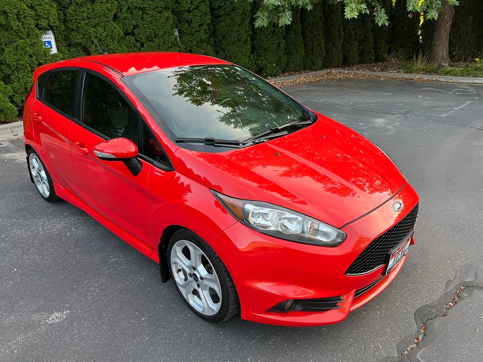 2015 Ford Fiesta - Image 15 of 31