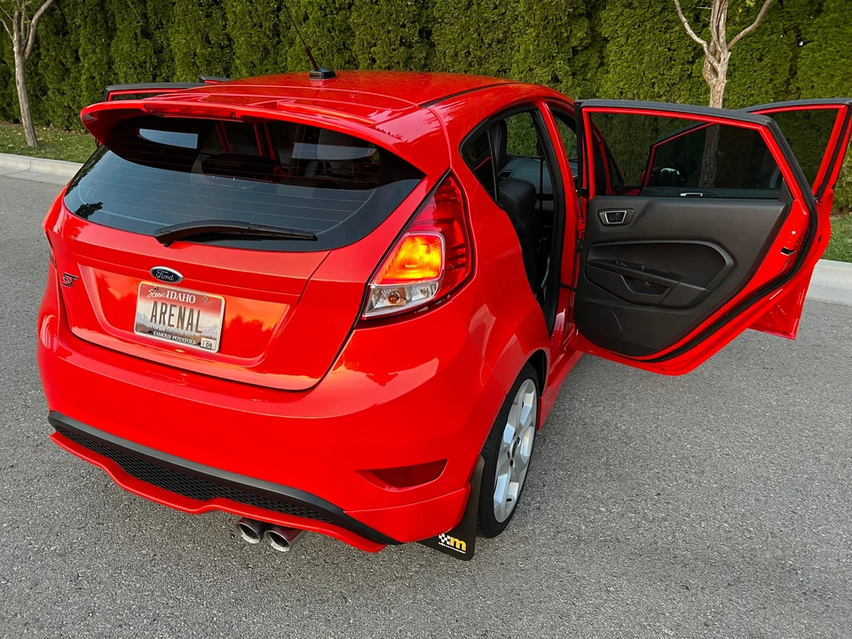 2015 Ford Fiesta - Image 14 of 31