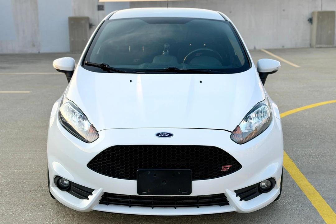 2015 Ford Fiesta - Image 2 of 31