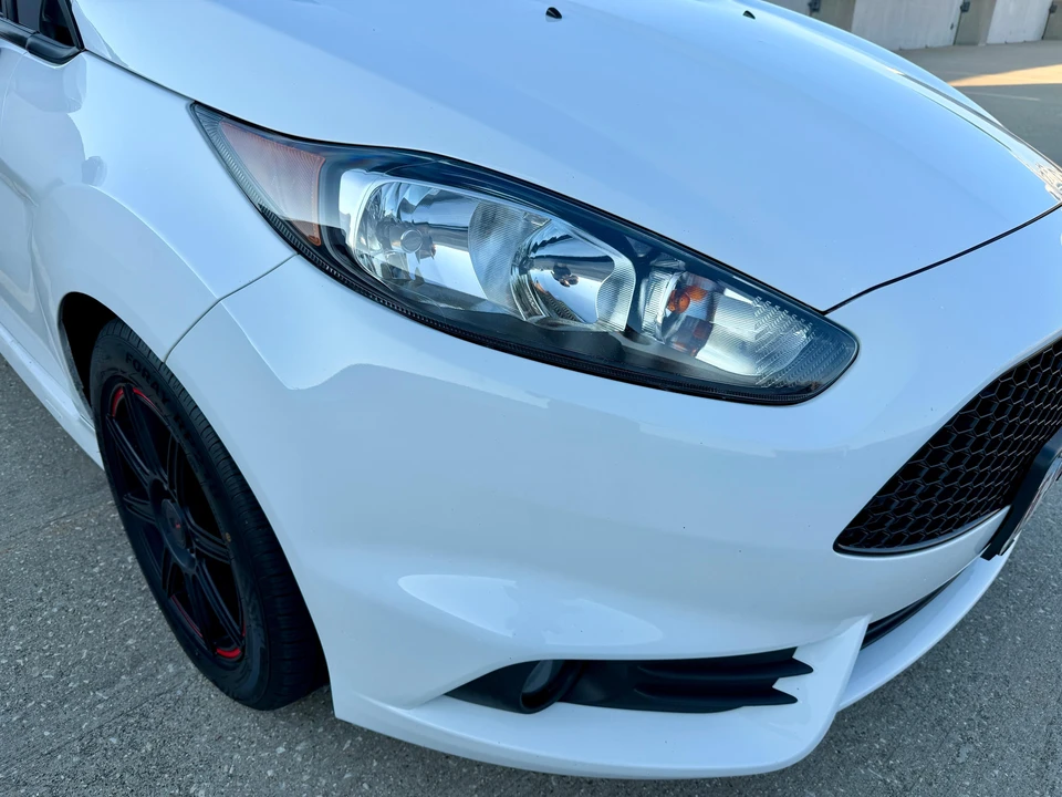 2015 Ford Fiesta - Image 13 of 31