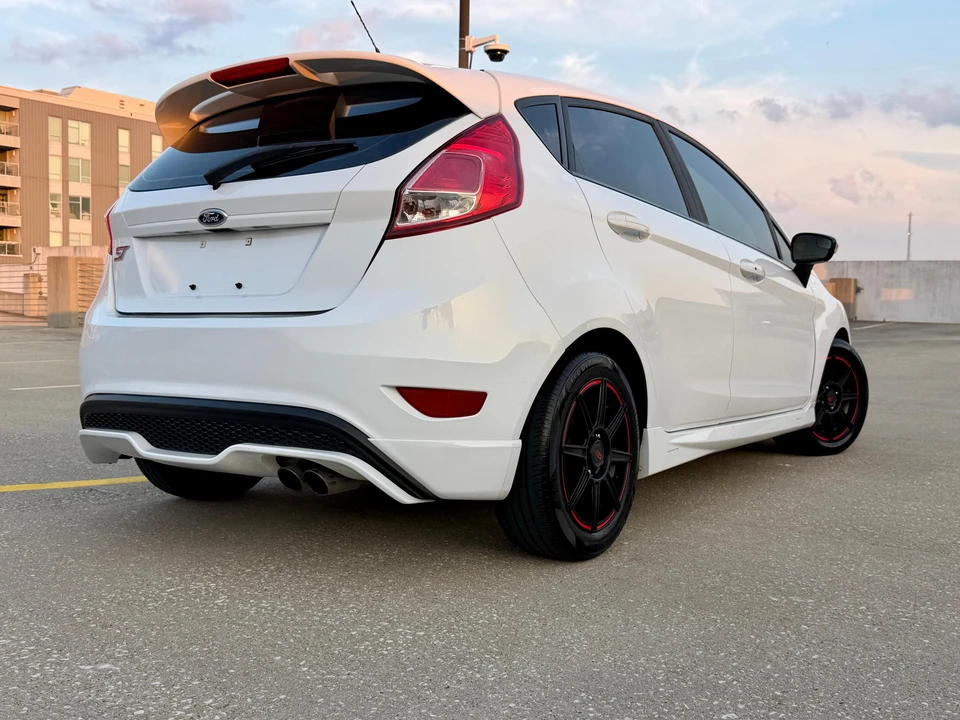 2015 Ford Fiesta - Image 10 of 31