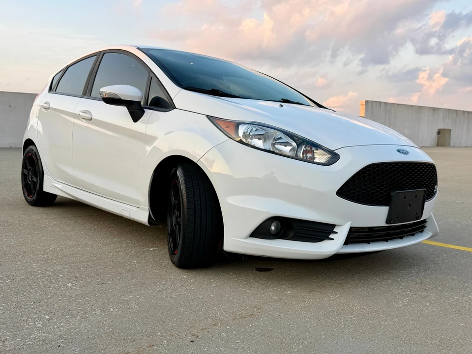 2015 Ford Fiesta - Image 11 of 31