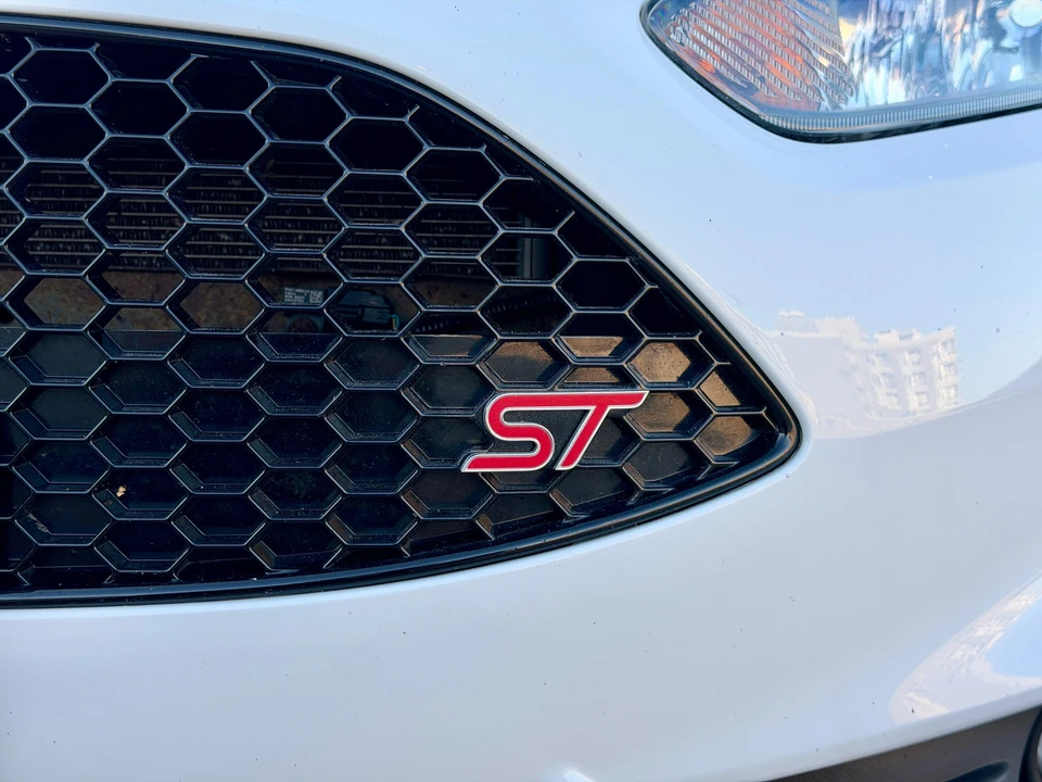 2015 Ford Fiesta - Image 17 of 31