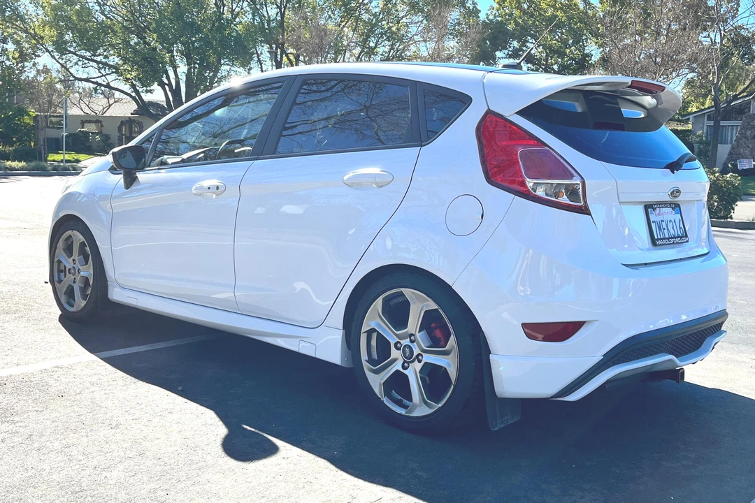 2015 Ford Fiesta - Image 4 of 28