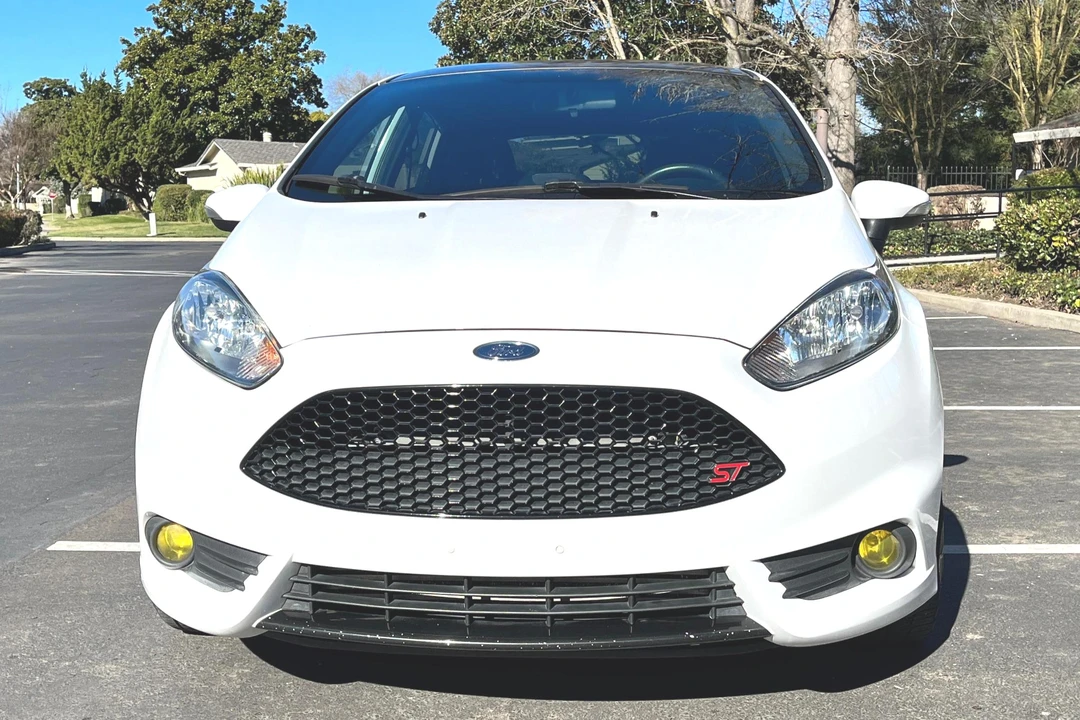 2015 Ford Fiesta - Image 2 of 28