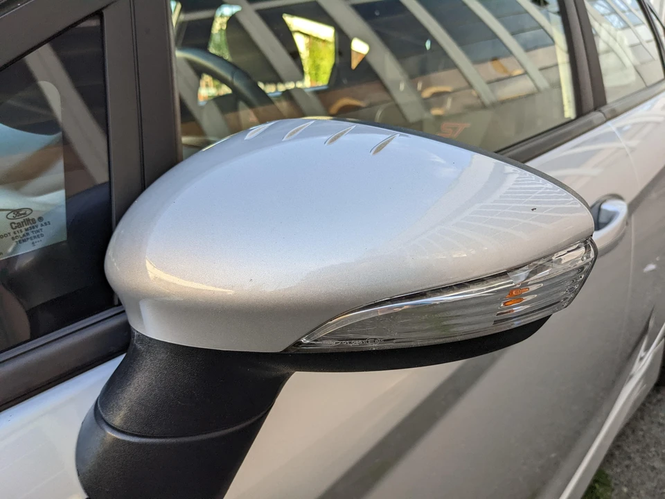 2015 Ford Fiesta - Image 10 of 29