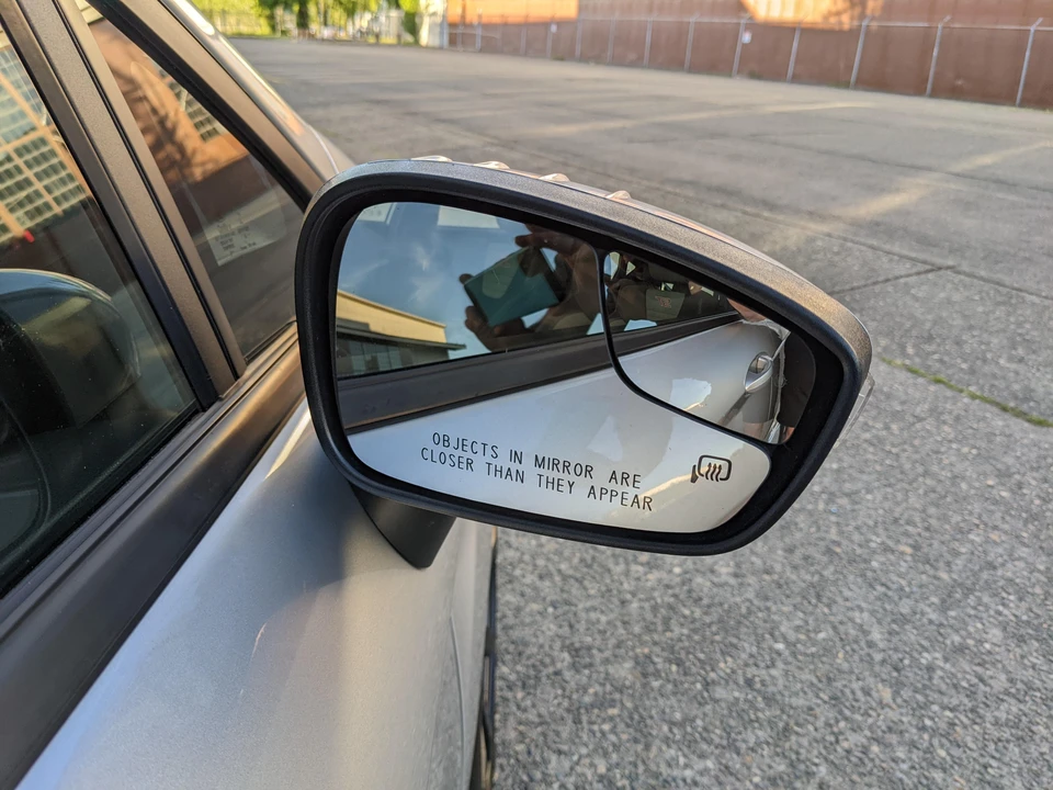 2015 Ford Fiesta - Image 15 of 29