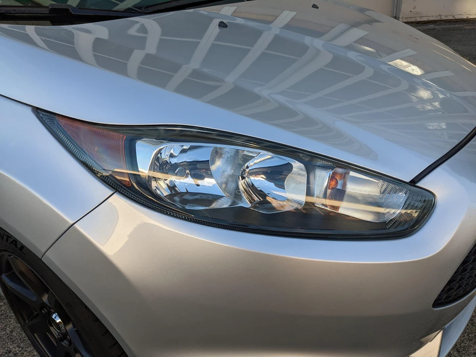 2015 Ford Fiesta - Image 8 of 29