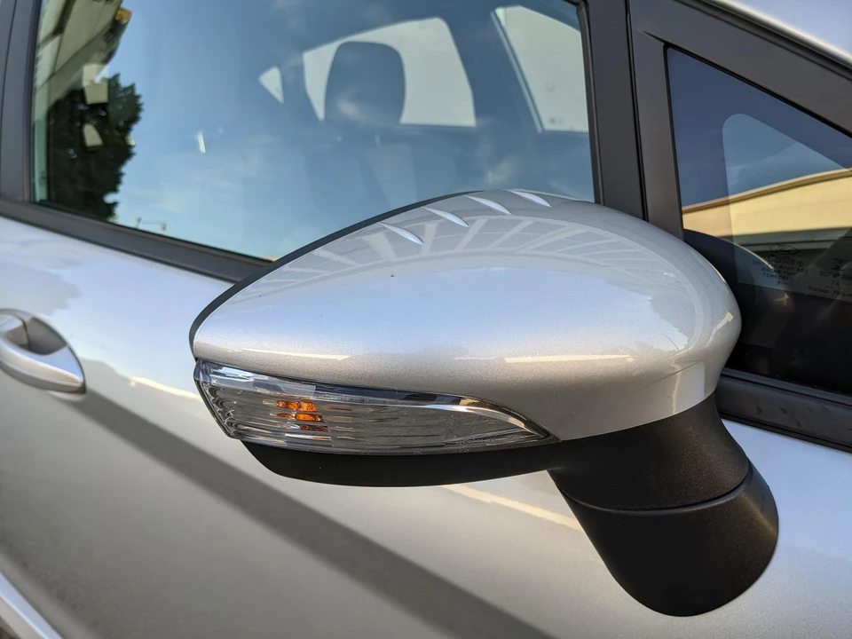 2015 Ford Fiesta - Image 16 of 29