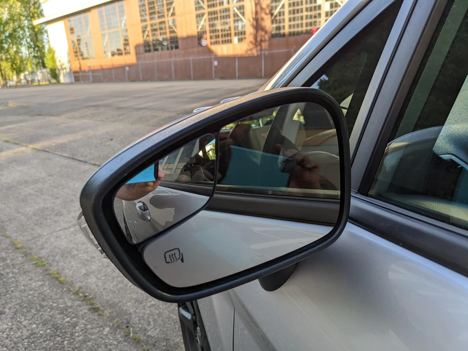 2015 Ford Fiesta - Image 11 of 29