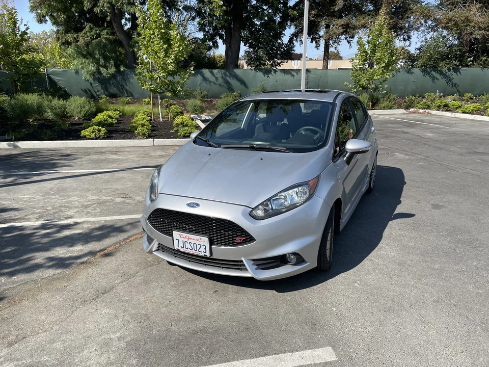 2015 Ford Fiesta - Image 6 of 31