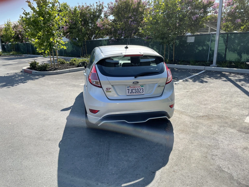2015 Ford Fiesta - Image 12 of 31