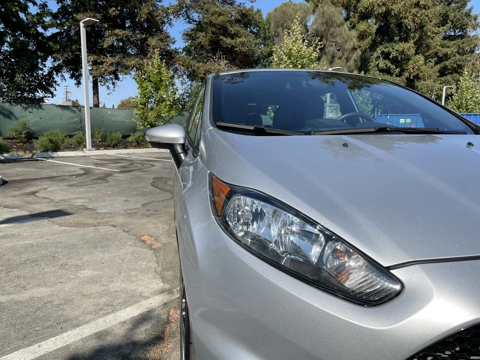 2015 Ford Fiesta - Image 21 of 31