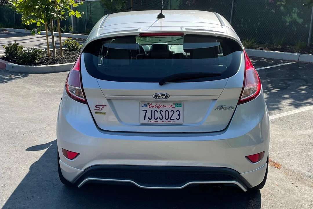 2015 Ford Fiesta - Image 5 of 31