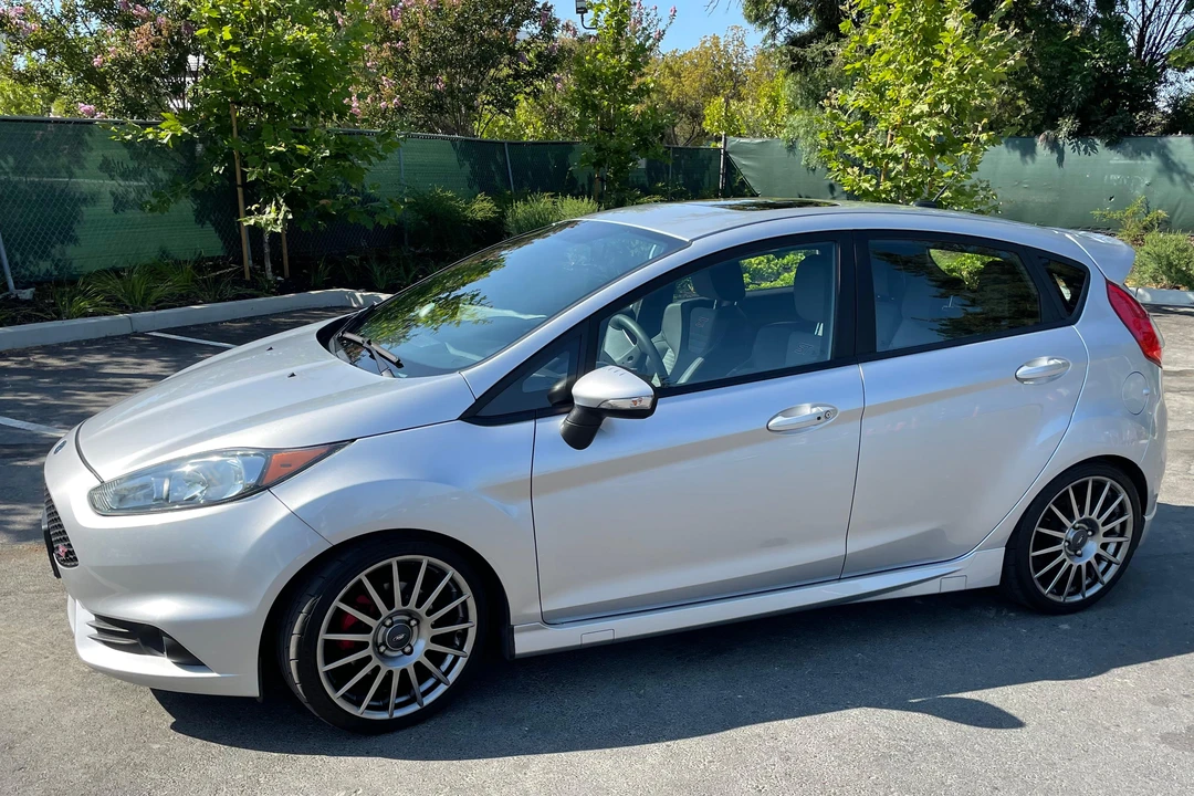 2015 Ford Fiesta - Image 3 of 31