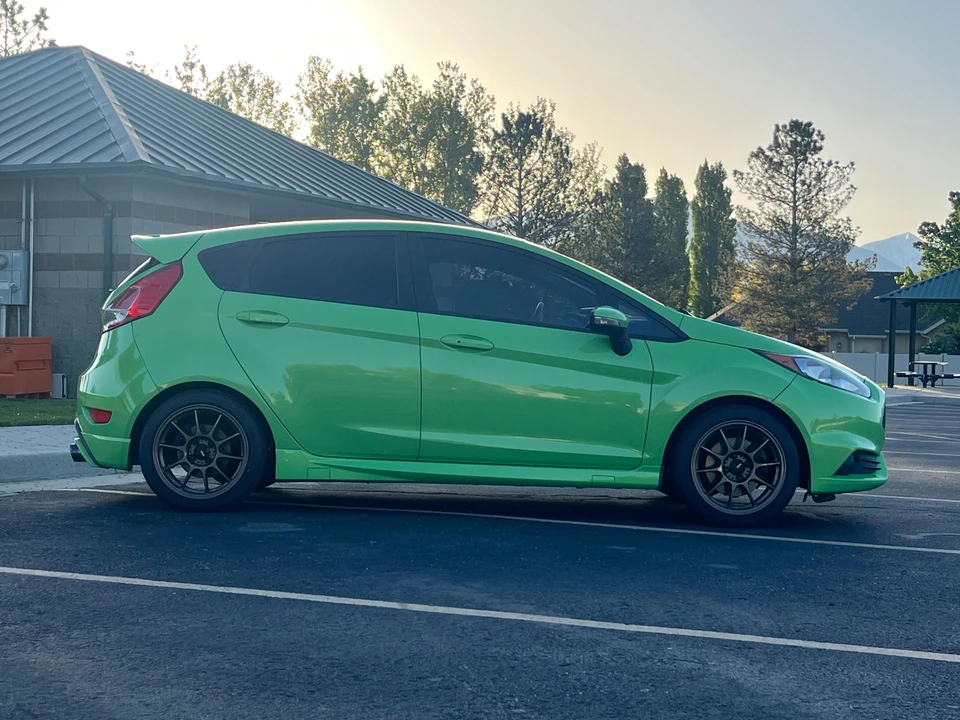 2015 Ford Fiesta - Image 8 of 31
