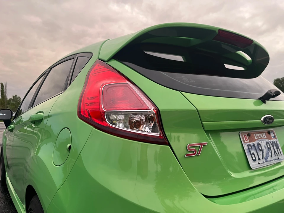 2015 Ford Fiesta - Image 14 of 31