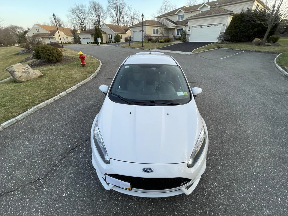2015 Ford Fiesta - Image 8 of 31