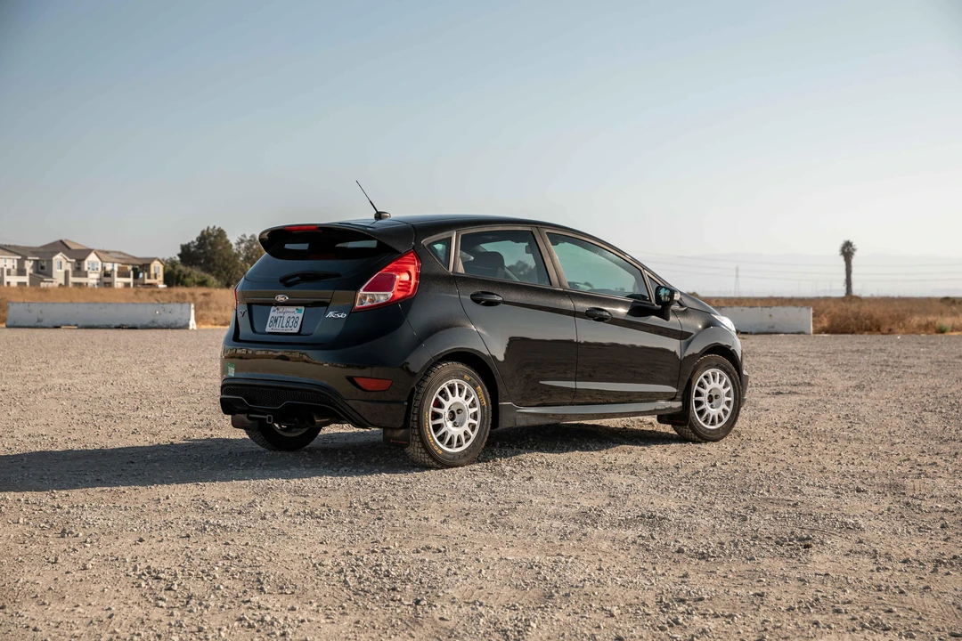 2015 Ford Fiesta - Image 23 of 31
