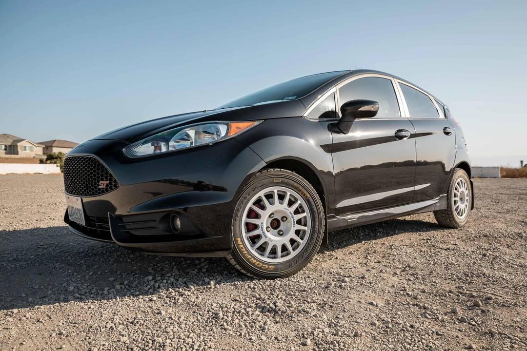 2015 Ford Fiesta - Image 14 of 31