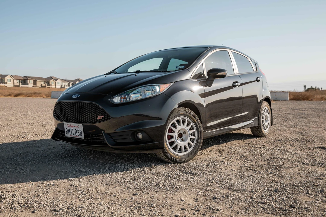 2015 Ford Fiesta - Image 13 of 31