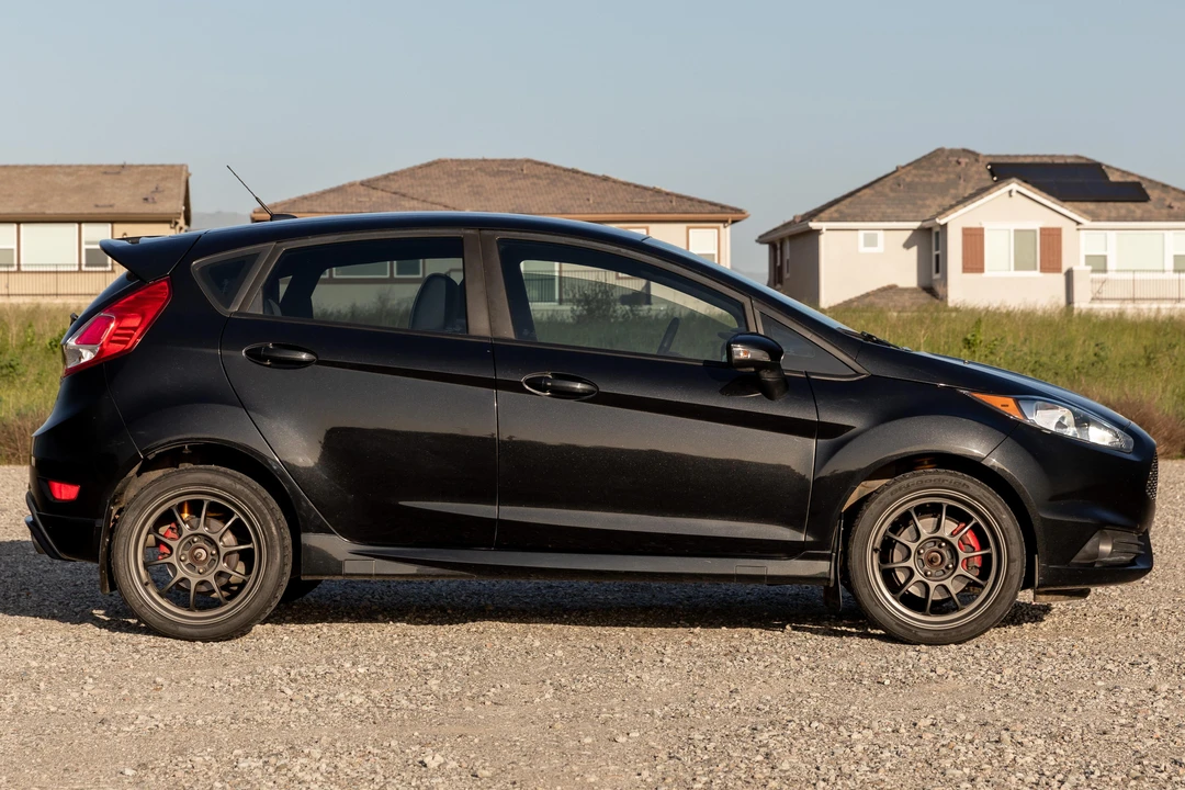 2015 Ford Fiesta - Image 3 of 31