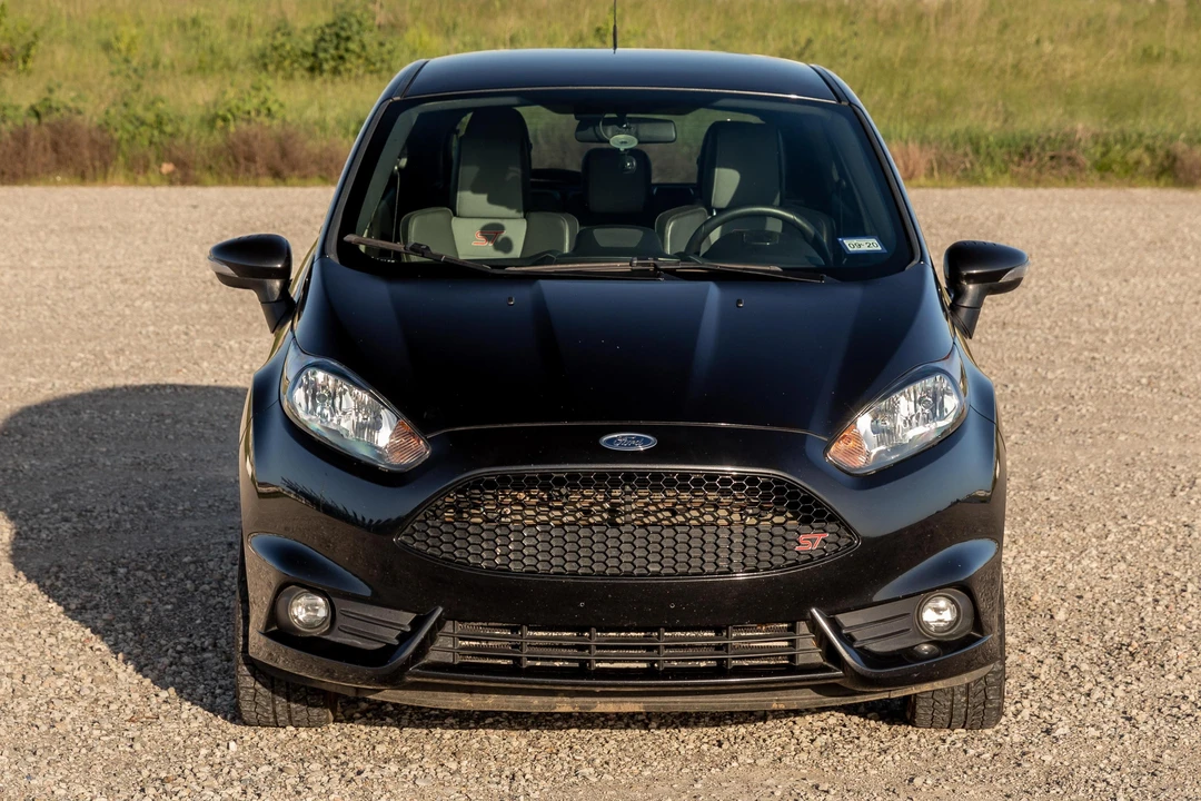 2015 Ford Fiesta - Image 2 of 31