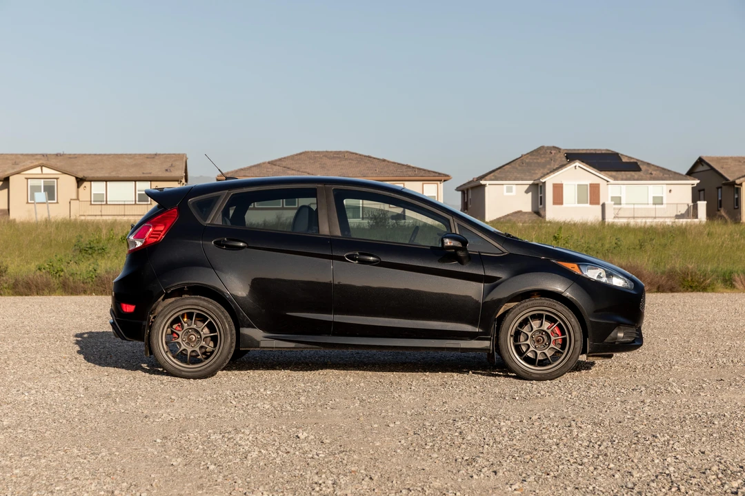 2015 Ford Fiesta - Image 25 of 31